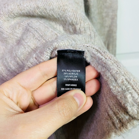 Torrid Cream Vegan Soft Cashmere Sweater Pullover Crewneck, Stretch NWT 3X - Picture 13 of 14